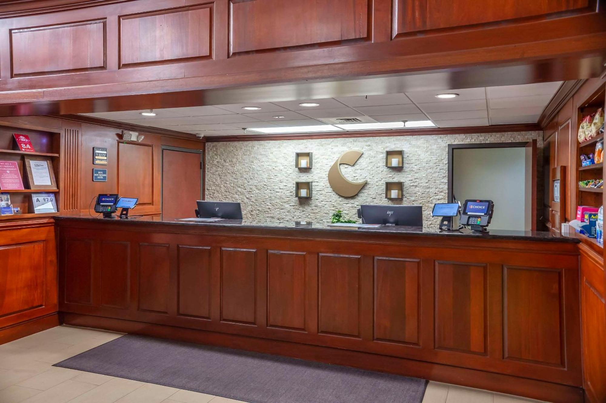 Comfort Suites Outlet Center Asheville Bagian luar foto