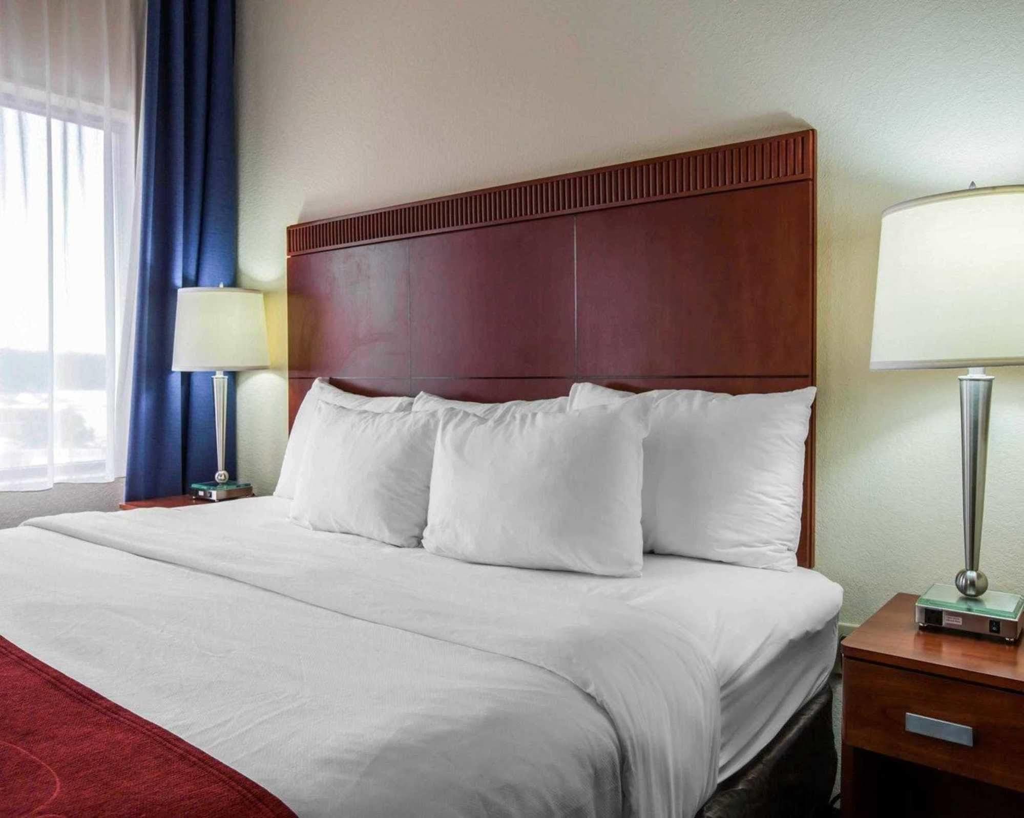 Comfort Suites Outlet Center Asheville Bagian luar foto